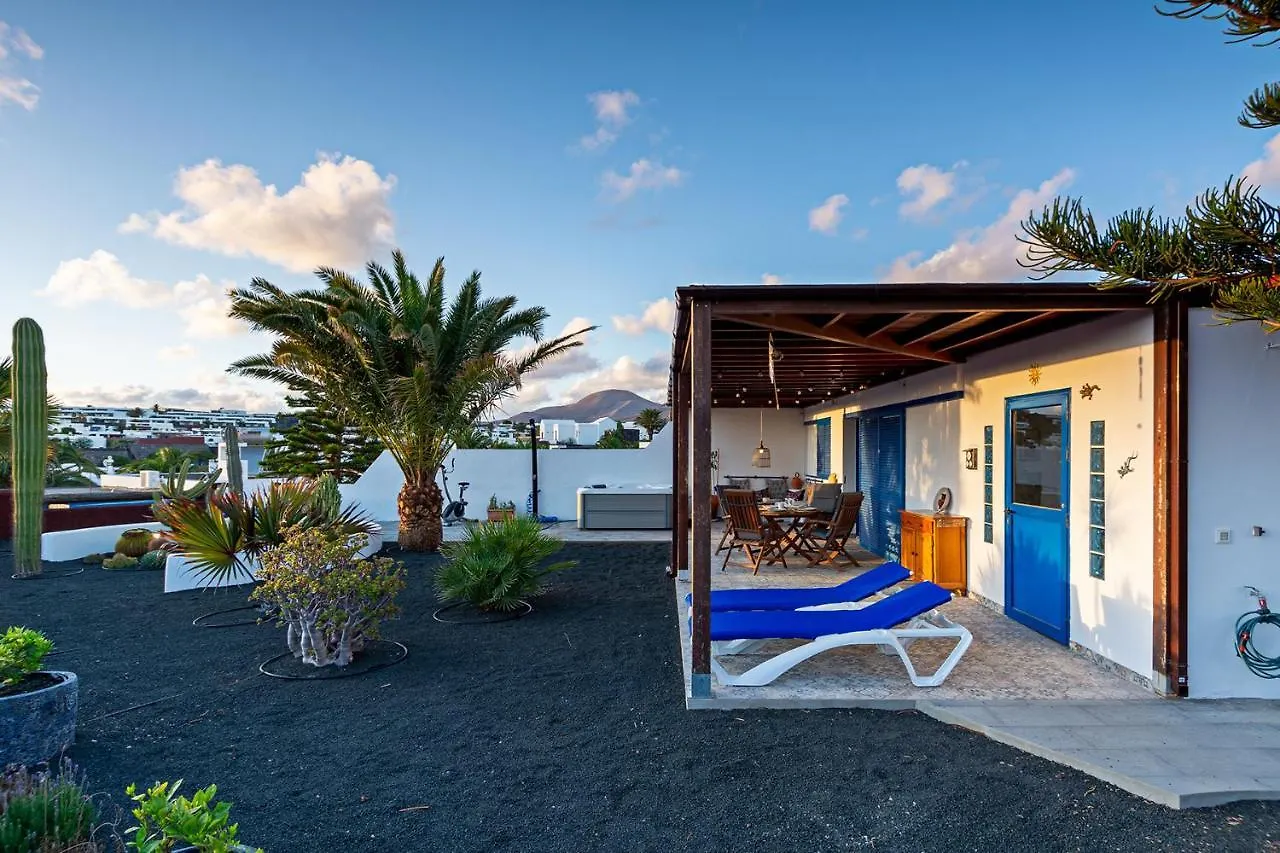 Villa Pilak Playa Blanca